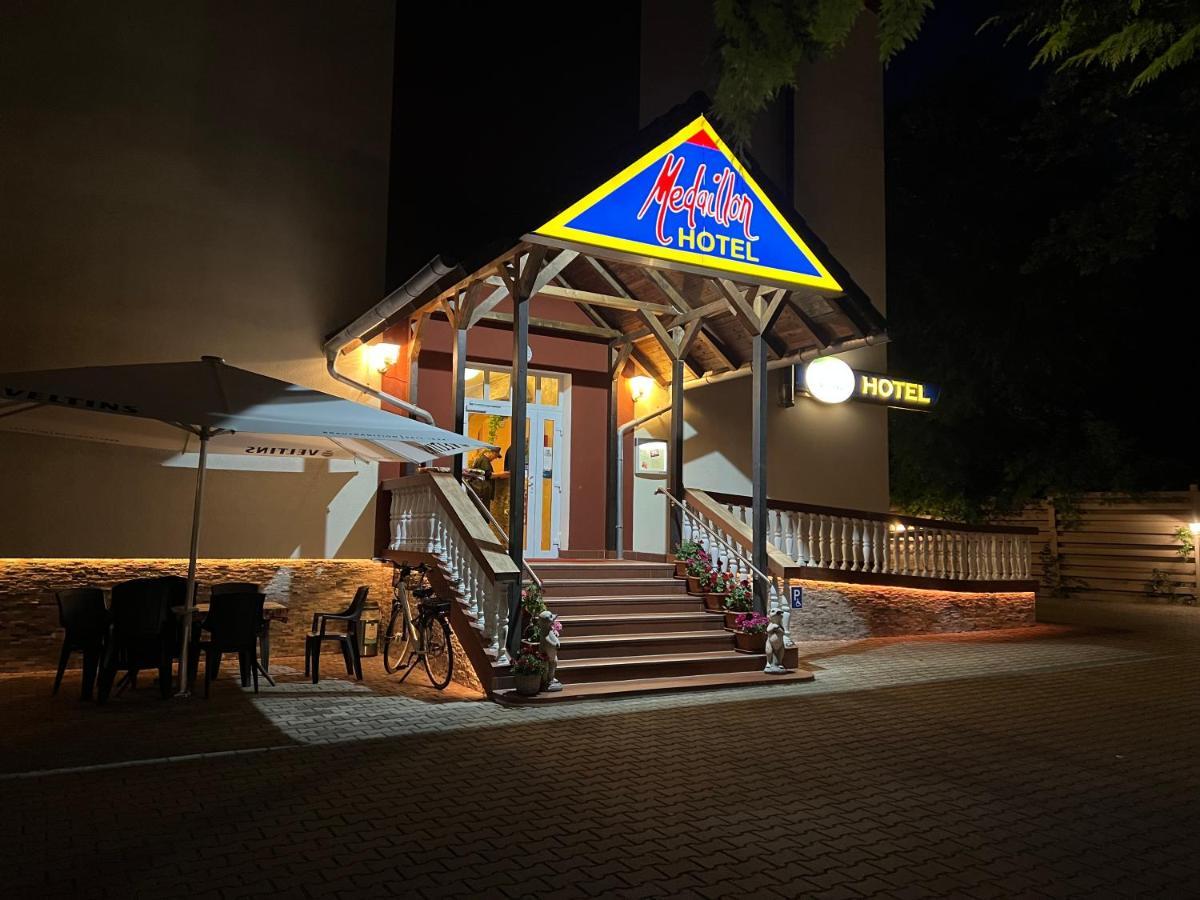 Hotel Medaillon Magdeburg Eksteriør billede