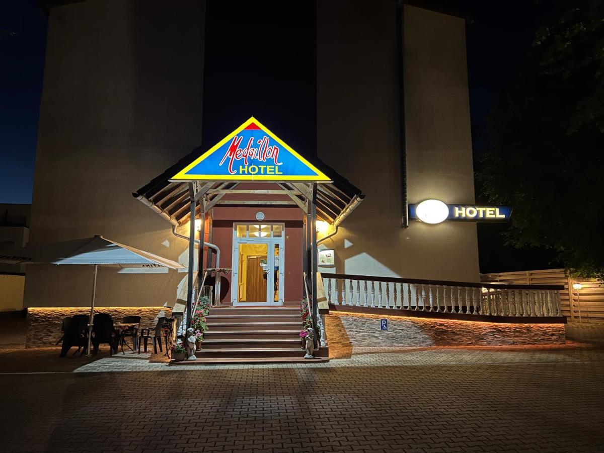 Hotel Medaillon Magdeburg Eksteriør billede